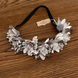 American Eagle floral headband.